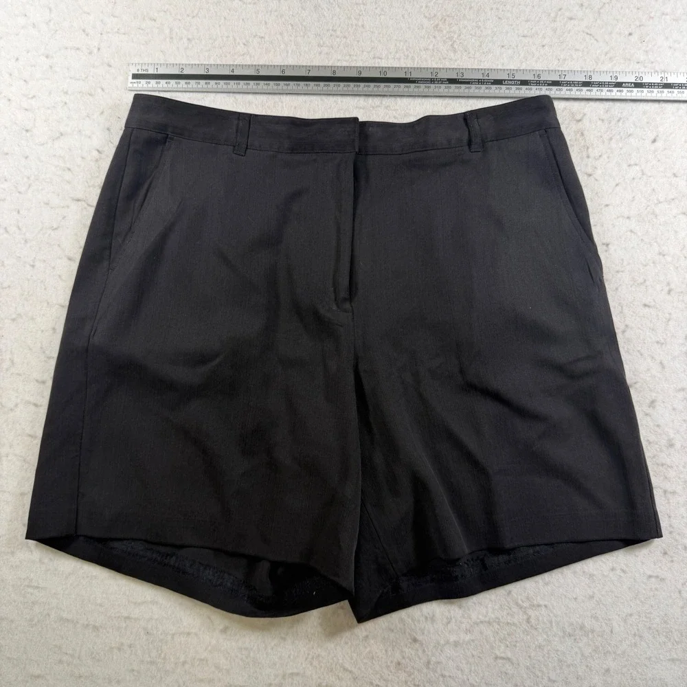 Tommy Bahama Womens 14 Black 100% Silk Herringbone Dress Shorts Resort Wear 3033